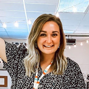 Meet your Posher, Brooke